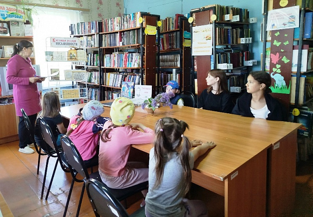 Кто знает АЗ да Буки, тому и книги в руки